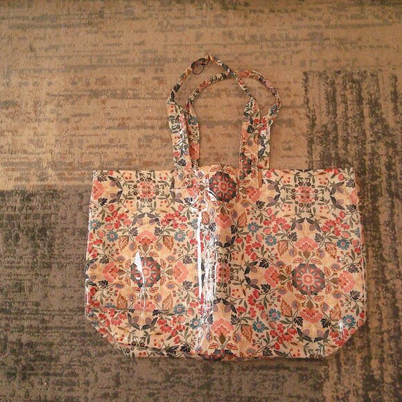 Vera Bradley Handbags - Vera Bradley  Flower design plastic covered Tote  NWT